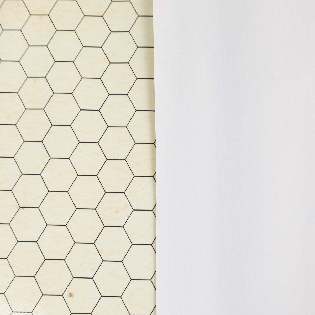 Papyrus dry-erase RPG mat 80x80 cm with hexagonal grid