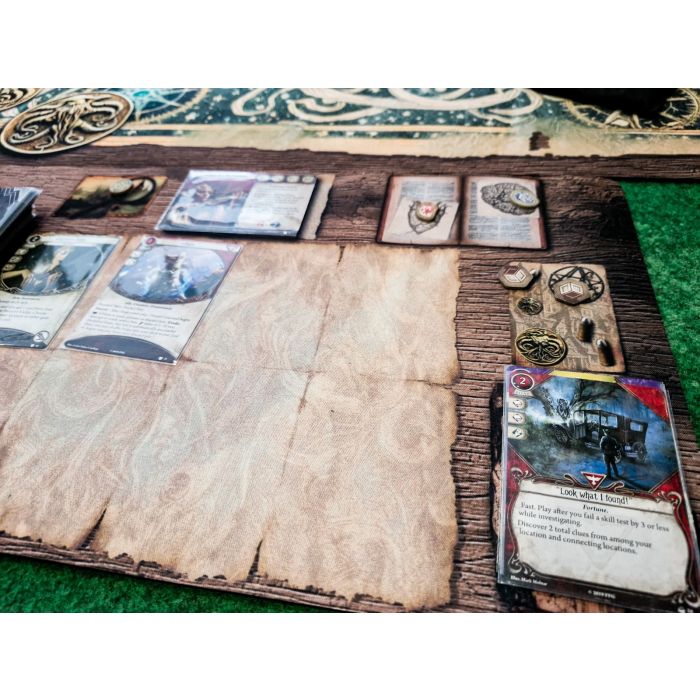 Arkham Horror - player's board 45cm x 26cm / 18"x10"