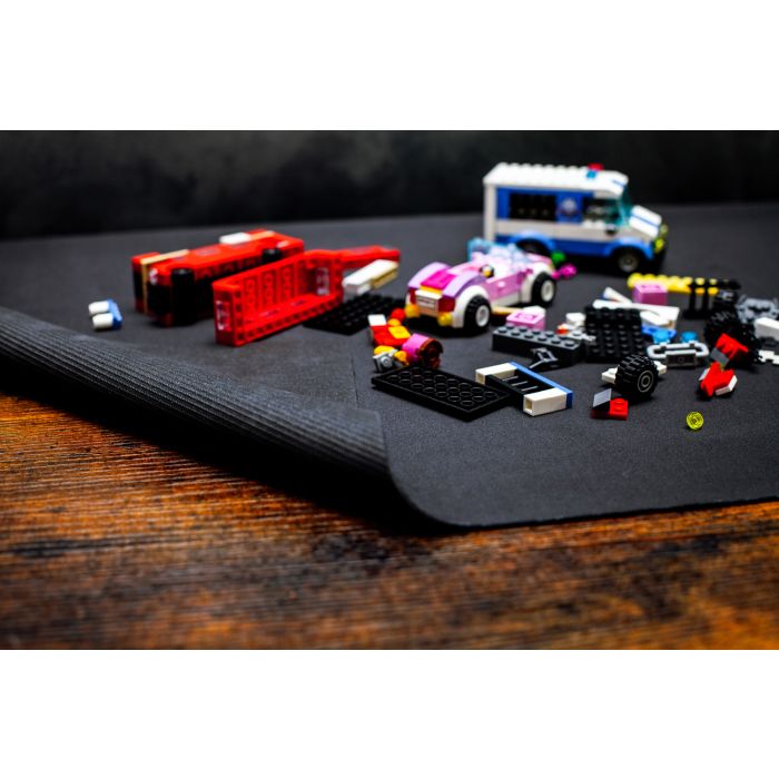 Universal black mat in size 120 x 80 cm dedicated to board games