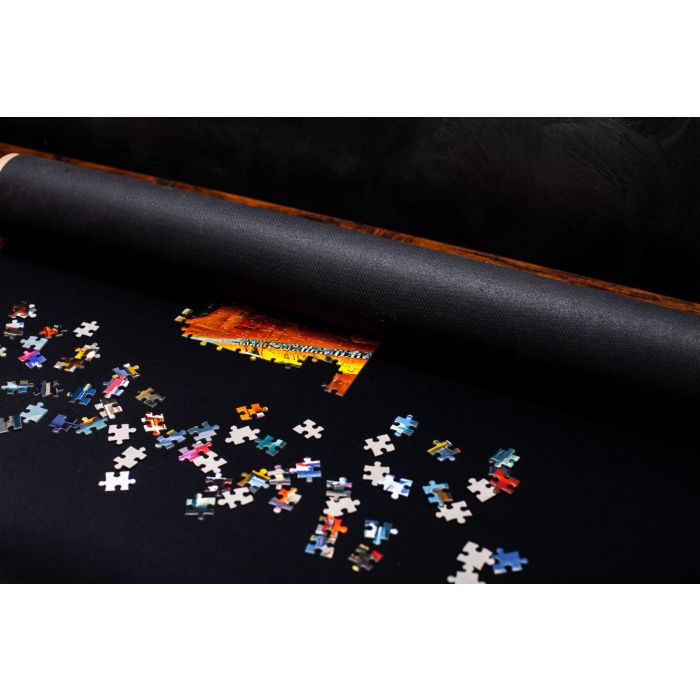 Universal black mat in size 120 x 80 cm dedicated to board games